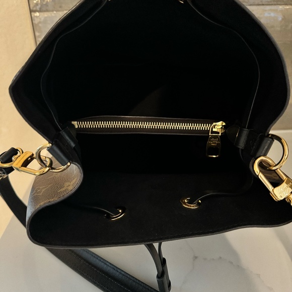 Louis Vuitton Neo Noé - Picture 4 of 7